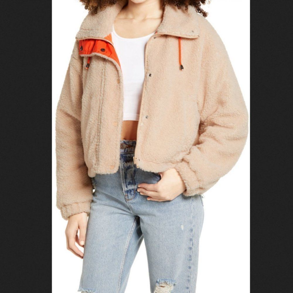 BP Beige Faux Fur Coat Size Small‎